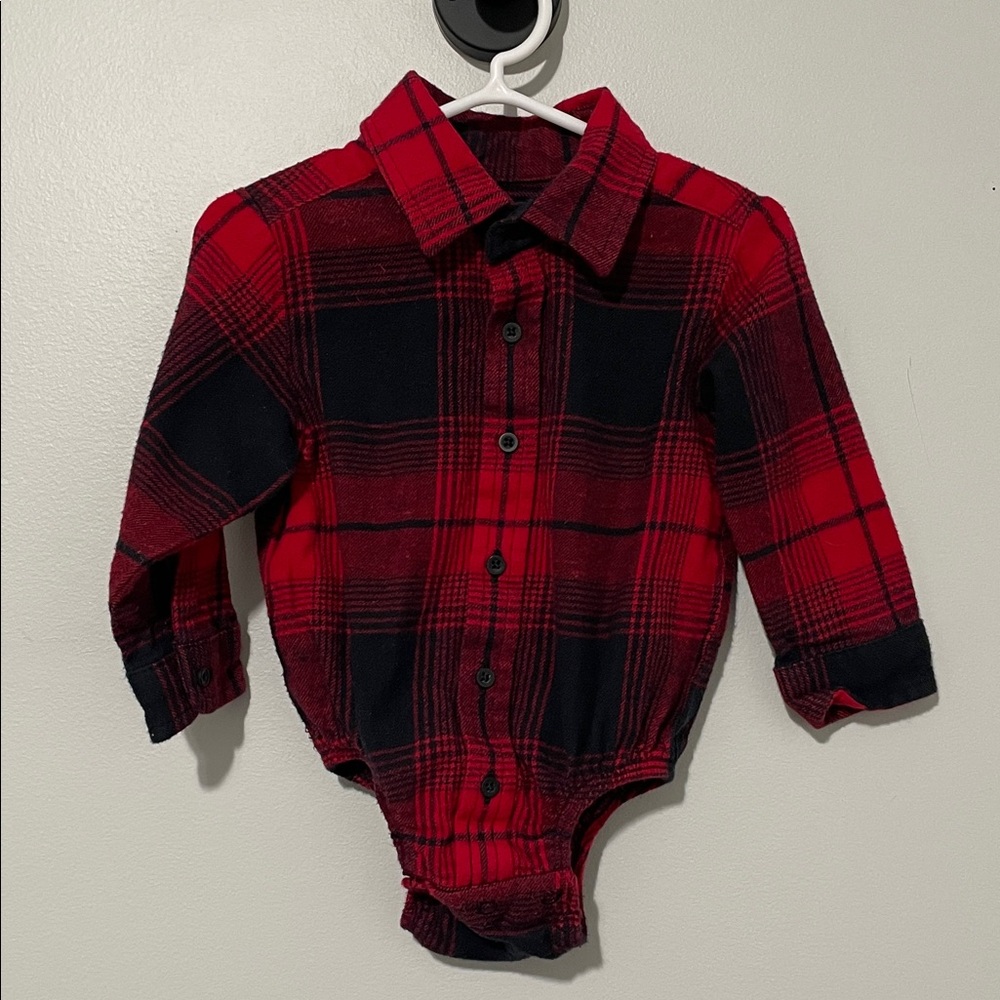 Bass Pro Shops Outdoor Kids red/black plaid long Sleeve Diaper shirt 12 Months